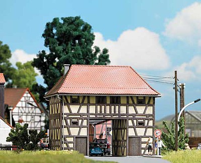 Busch Ickelheim Half-Timber Gate House HO Scale Model Railroad Building Kit #1650