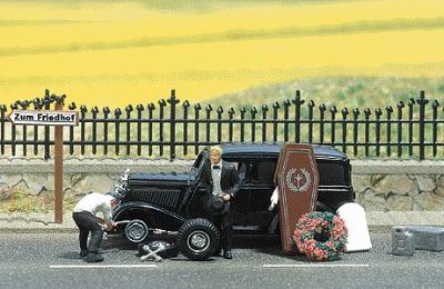 Busch Complete Miniature Scene ''Broken Down Hearse'' - Includes 2 ...