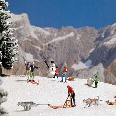 Busch 4 Sleds, 8 Skis and 8 Snowboards HO Scale Model Railroad Figure #7769