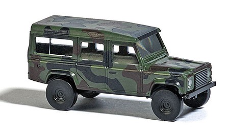 Busch Land Rover - Assembled Military Camouflage (green, brown) - N-Scale