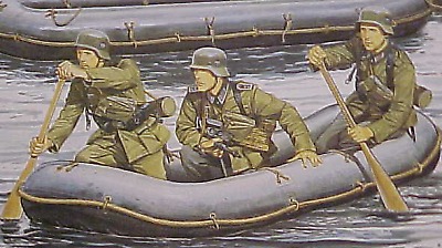 DML German Sturmpionier w/Assault Raft Plastic Model Military Figure 1/35 Scale #6076