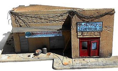 DioramasPlus Iraq Ruined Building w/Sidewalks & Rubble Plastic Model Diorama Kit 1/35 Scale #26