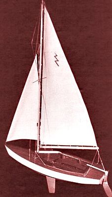 Dumas Lightning Sailboat 19 Kit Wooden Boat Model Kit #1110
