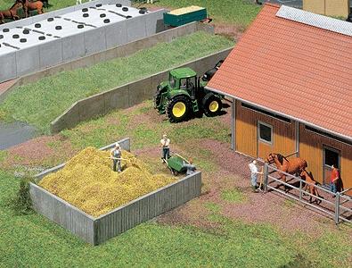 Faller Manure Enclosure w/Wheelbarrow Kit