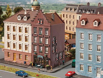 Faller Old Town House with Bar/Tavern Weathered Kit N Scale Model Railroad Building #232334