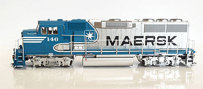 Fox EMD GP60M - Standard DC - Maersk #146 HO Scale Model Train Diesel Locomotive #20109