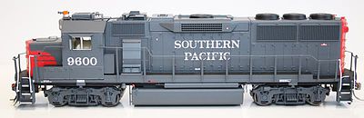 Fox GP60 Southern Pacific #9607 with Sound HO Scale Model Train Diesel Locomotive #20402-s