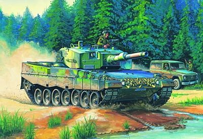 HobbyBoss German Leopard 2 A4 Tank Plastic Model Military Vehicle Kit 1/35 Scale #82401