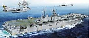 HobbyBoss USS Boxer LHD-4 Plastic Model Military Ship Kit 1/700 Scale #hy83405