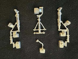 HK-Models Metal Gear For 1-32 A-20