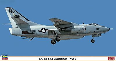 Hasegawa EA3B Skywarrior VQ1 Modern US Jet Recon Aircraft Plastic Model Airplane 1/72 Scale #2126