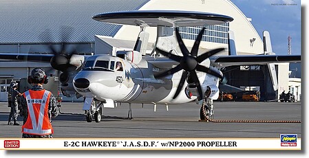 Hasegawa E-2C Hawkeye JASDF w/NP2000 Propeller