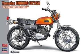Hasegawa Yamaha Enduro DT250 Mandarin Orange Plastic Model Motorcycle Kit 1/10 Scale #52329