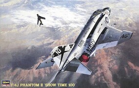 Hasegawa F-4J Phantom II w/1 piece canopy 1-48