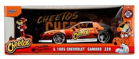 Jada-Toys 1/24 Cheetos 1985 Chevrolet Camaro Z28 w/Chester Cheetah Figure
