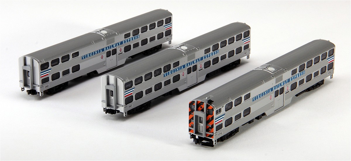 Kato USA Model Train Products Chicago Metra Gallery Bi-Level Commuter 3-Unit Bookcase Set