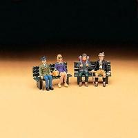 g scale seated figures