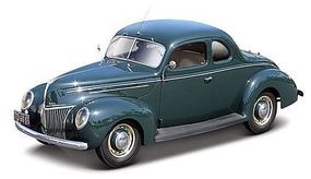 Maisto 1939 Ford Deluxe Tudor (Green) Diecast Model Car 1/18 Scale #31180grn