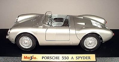 Maisto Porsche 550A Spyder (Silver) Diecast Model Car 1/18 Scale #843slv