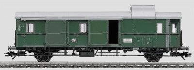 Marklin Local Baggage Car - DB HO Scale Model Train Passenger Car #4315