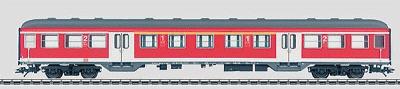 Marklin Type ABn 417.1 1st/2nd Class Commuter Car German HO Scale Model Train Passenger Car #43811
