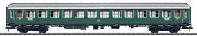 Marklin Type B4um-61 2nd Class Coach German Federal RR HO Scale Model Train Passenger Car #58023