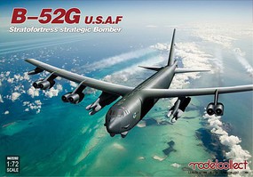 Model-Collect USAF B-52G Stratofortress 1-72