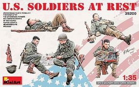 US Soldiers At Rest (5)