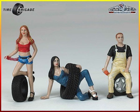 Motorhead Tire Brigade Figures (Andie, Val, Derek) w/Tires & Tools Plastic Celeb Kit 1/24 Scale #776