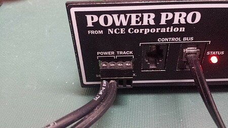 NCE 4 Pin Connector Plug Model Railroad Electrical Accessory #0410