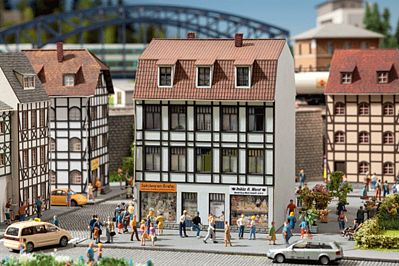 Noch Half-Timber Old Town Building w/ Toy Shop/Snack Bar HO Scale Model Building #66502