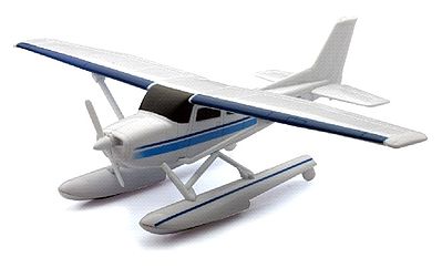 New-Ray Cessna 172 Skyhawk with Float Kit Plastic Model Airplane Kit 1/42 Scale #20655