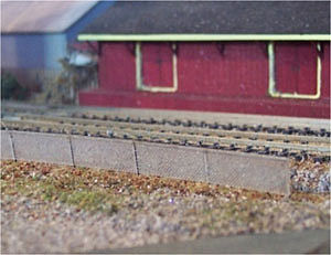 Osborn Chain Link Fence (wooden kit) HO Scale Model Railroad Building Accessory #1071