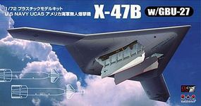 Platz-Model 1/72 USN UCAS X47B Unmanned Combat Air System Aircraft w/GBU27 Guided Bomb