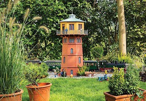 Pola G Scale Model Railroad Buildings