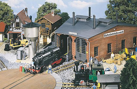 Pola 2-Stall Roundhouse - G-Scale