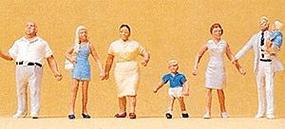 Preiser Pedestrians Krause Family Walking (6)