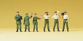 Preiser German Police Border Guards (6)