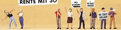Preiser Pedestrians Demonstrators w/Signs (8) Model Railroad Figures HO Scale #10456
