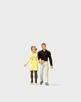 Preiser Couple Walking