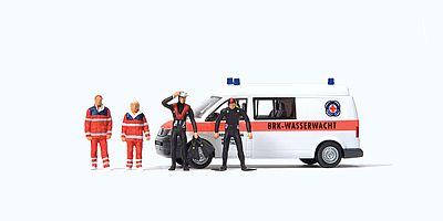 Preiser Emergency Volkswagen T 5 Van with 2 EMT & 2 Divers HO Scale Model Railroad Vehicle #33261