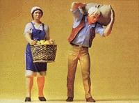Preiser Farmer with Sack & Wife with Basket Model Railroad Figures G Scale #45072