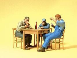 Preiser 3 Men Seated At Table Playing Cards