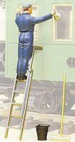 Preiser Worker Cleaning The Carriage