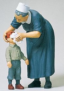 Preiser Protestant Sister with Child Model Railroad Figures G Scale #45507
