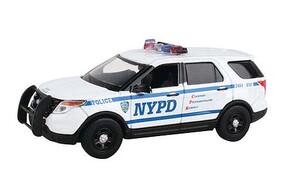 Realtoy 1/43 NYPD Ford Interceptor SUV (Die Cast)