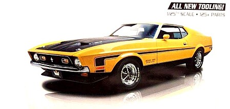 Revell-Monogram 1971 Mustang Boss 351 Plastic Model Car Kit 1/25 Scale #4512