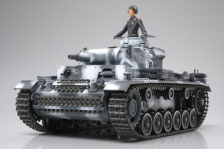 Tamiya German Panzerkampfwagen III Ausf.N Plastic Model Military Vehicle Kit 1/35 Scale #35290
