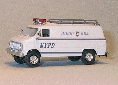 Trident Chevrolet Van (NYPD) Emergency Service HO Scale Model Railroad Vehicle #90240