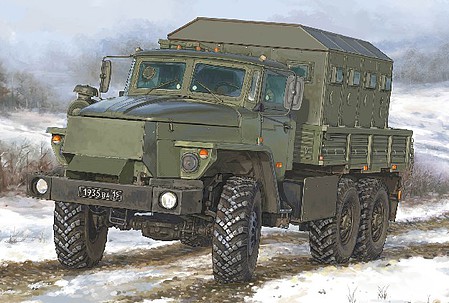 Trumpeter Russian URAL 4320 CHZ Truck Plastic Model Military Vehicle Kit 1/35 Scale #1071
